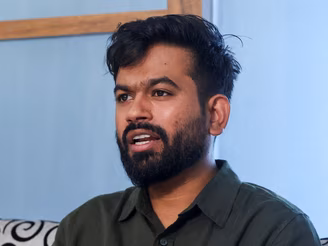 एमपीएससी पेपरफुटीविरोधात अभिजीत दीपके यांचे राज्यव्यापी आंदोलनाचा इशारा